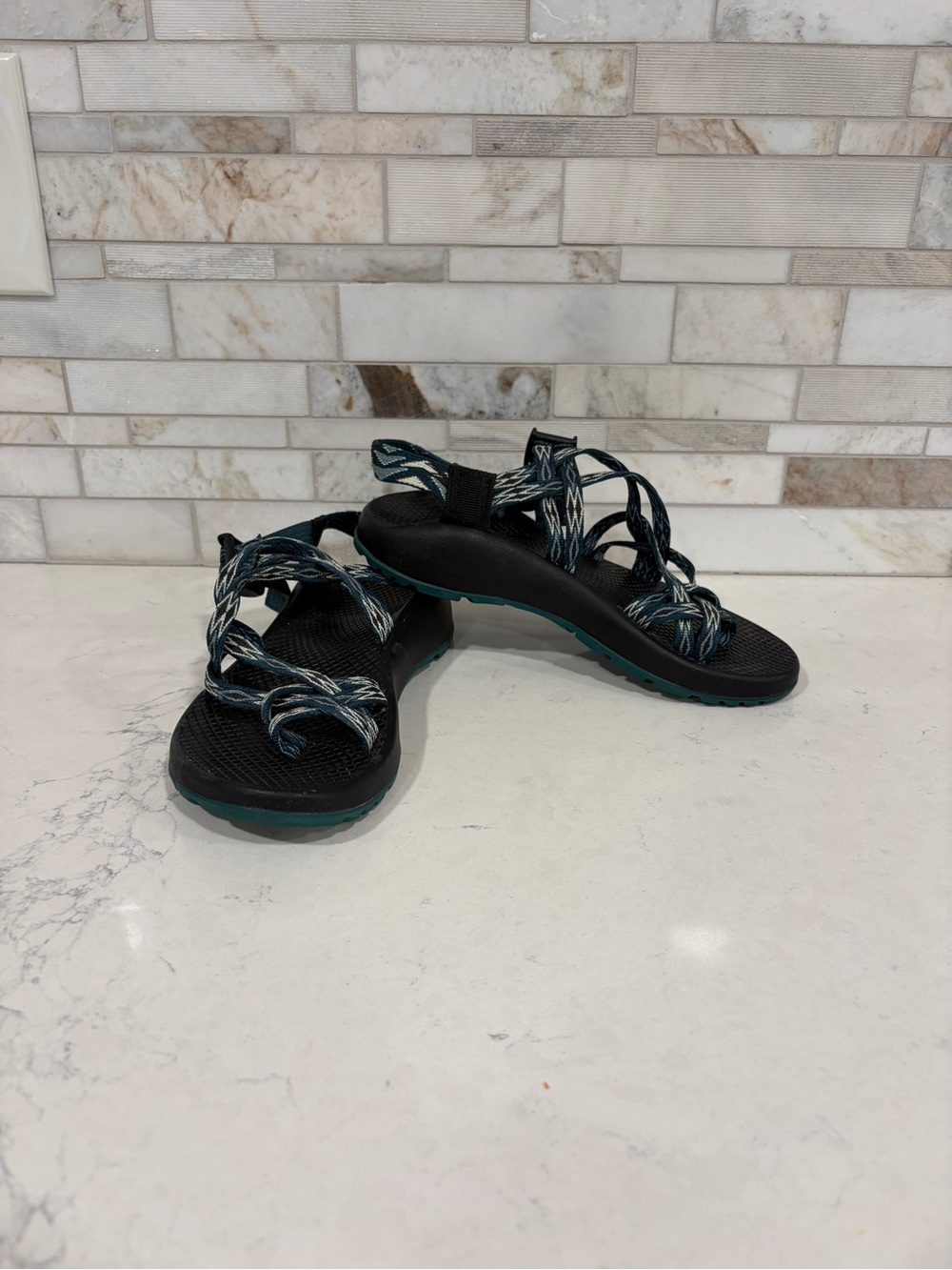 Chaco Women’s Black and Teal Textile Strap Comfort Sandals With Arch Support